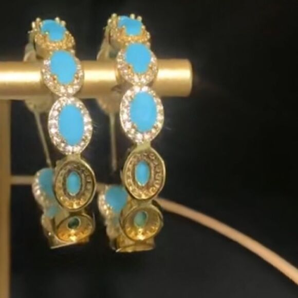39mm Medium Sized Hoop Earring Geometric Oval Shaped Turquoise/gold/cz - Picture 5 of 5